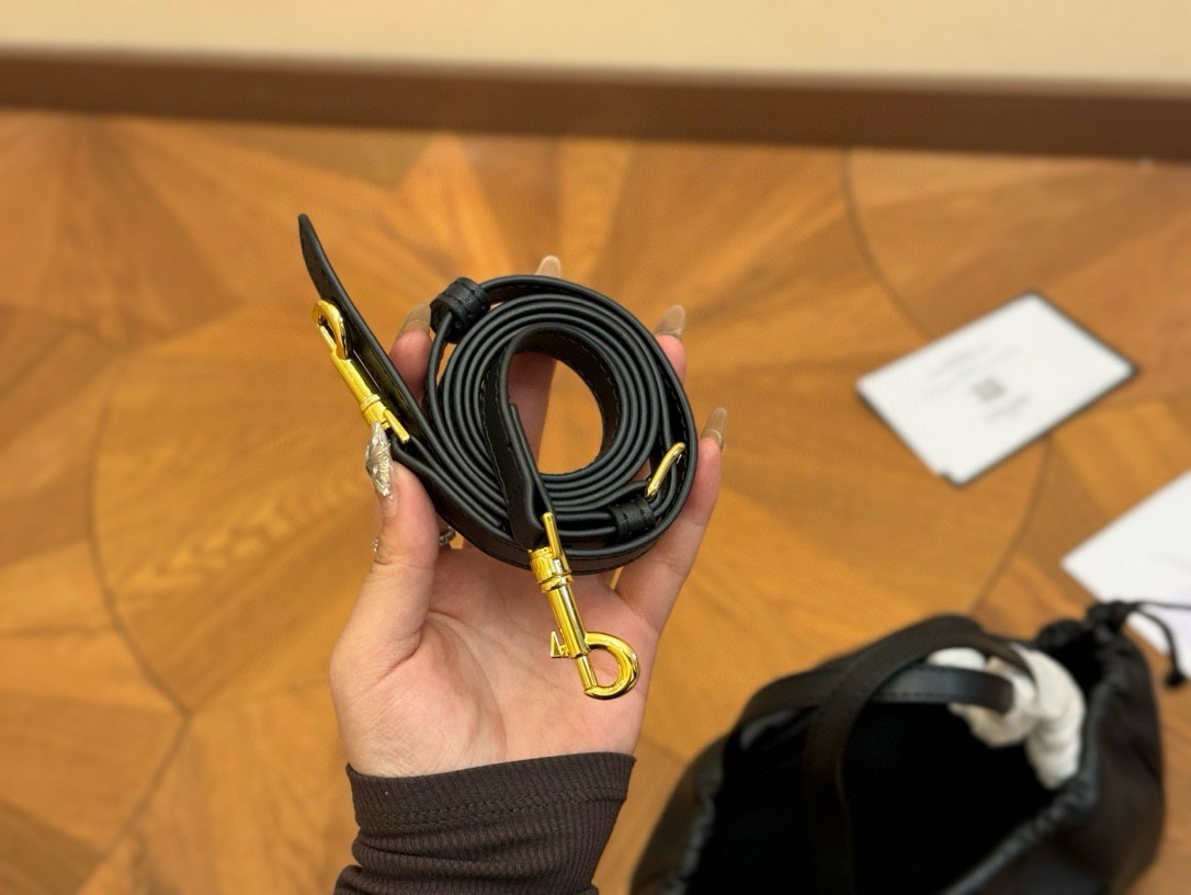 Celine small cabas Celine Drawstring Cuir Triomphe กระเป๋าขนาดมินิ 🧡 เกรดออริจินอล 1:1 สลับแท้