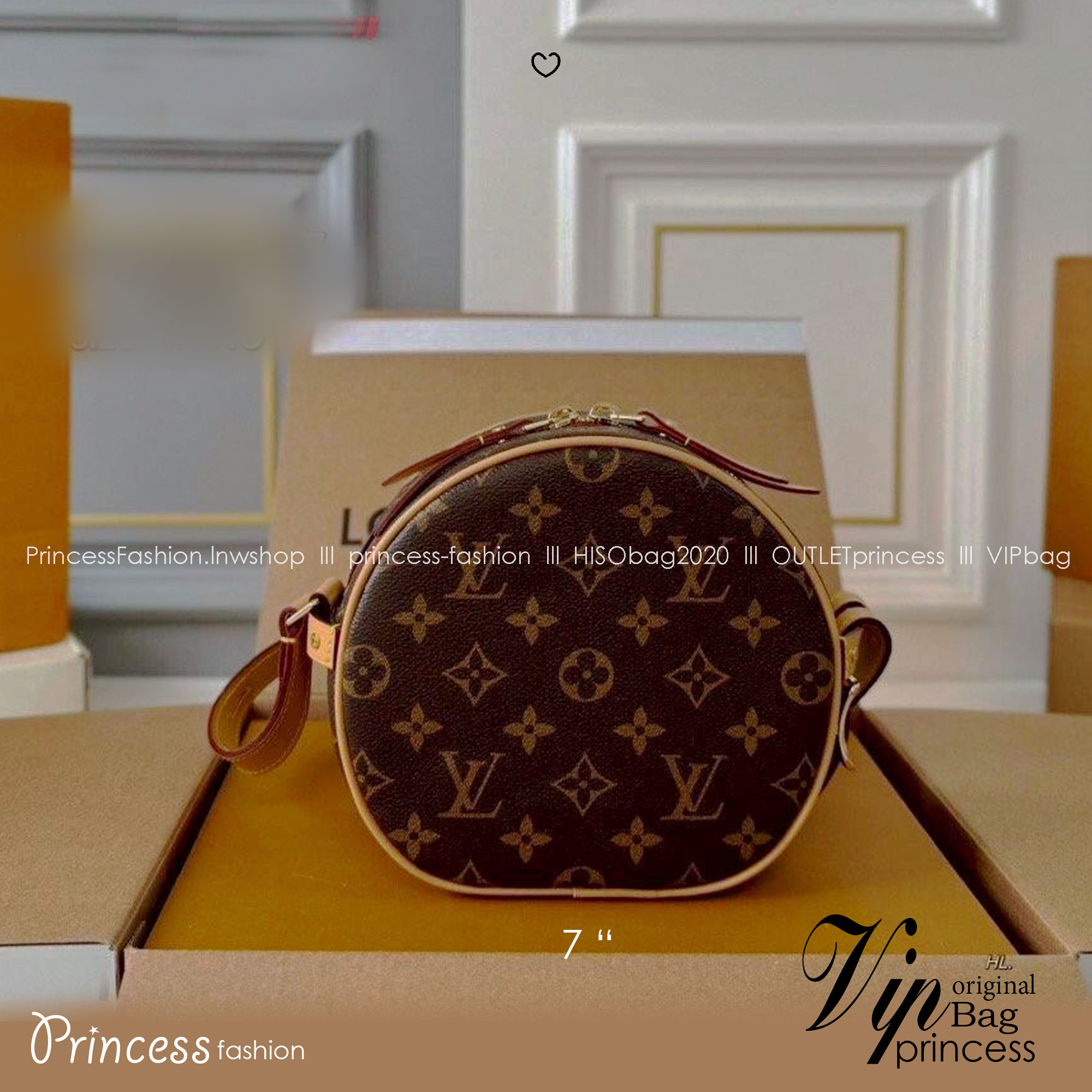 LV Mini Boîte Chapeau bag 7" กระเป๋าสะพายทรงกลม สวยหรู โดดเด่นเป็นเอกลักษณ์ตามแบบฉบับแบรนด์ เปิด-ปิดด้วยซิป รูดใช้งานสะดวก ภายในเป็นช่องโล่ง ราคาสุดคุ้มแบบนี้ ต้องมีไว้ใช้สักใบน้า!!