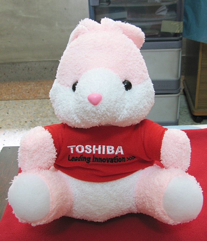 สินค้าหมดค่ะ ตุ๊กตากระต่ายสีชมพู TOSHIBA ค่ะ