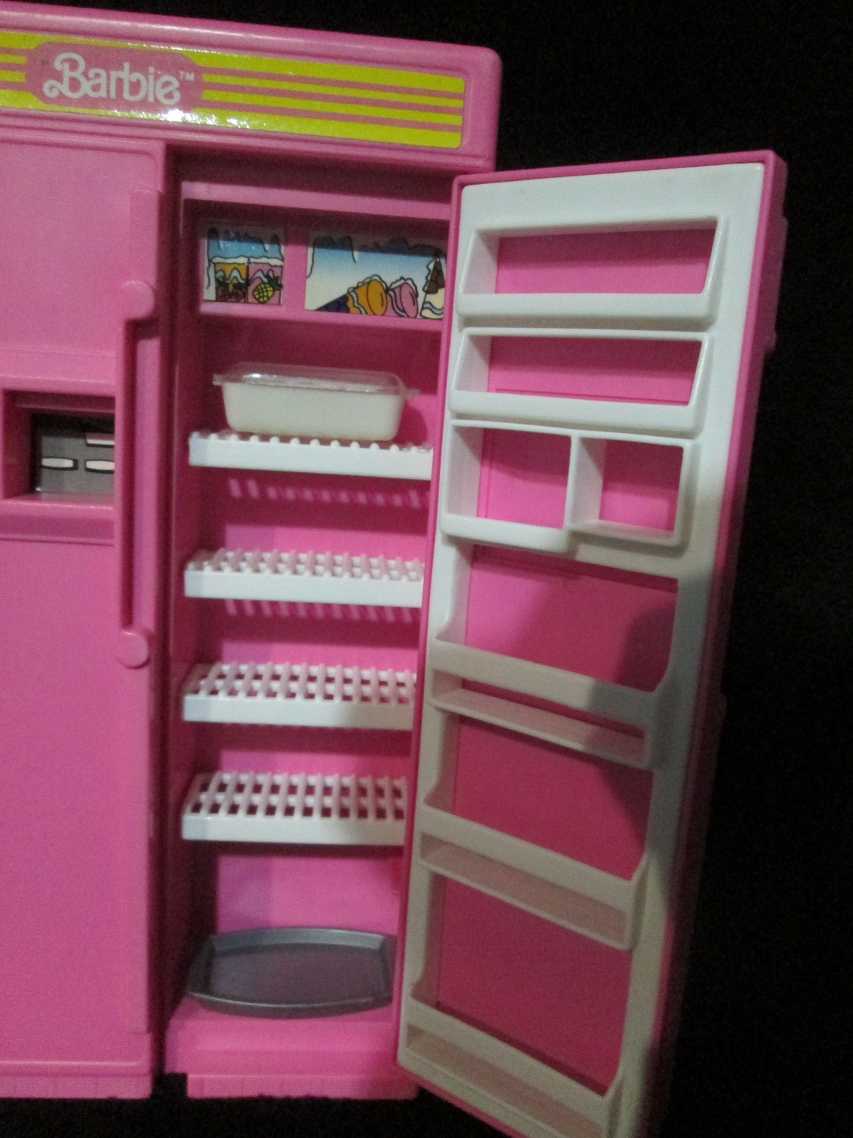 Barbie's Kitchen Set เฟอร์นิเจอร์บาร์บี้แท้มือสองสภาพดีมาก