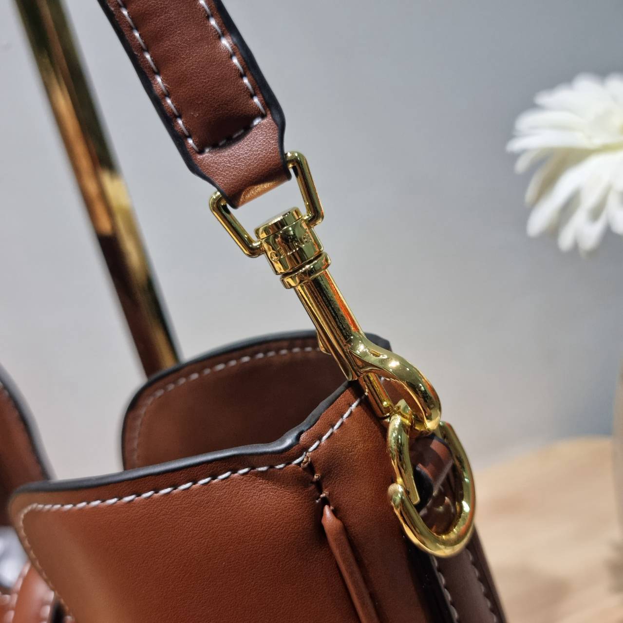 CELINE small camille soft bag มาแรงมาก! กับกระเป๋าที่ตัวแม่ใช้กันเยอะสุดๆ แม่ชมเอย อินฟลูดังๆมีใช้กันครบ ด้วยรูปทรงยอดนิยม