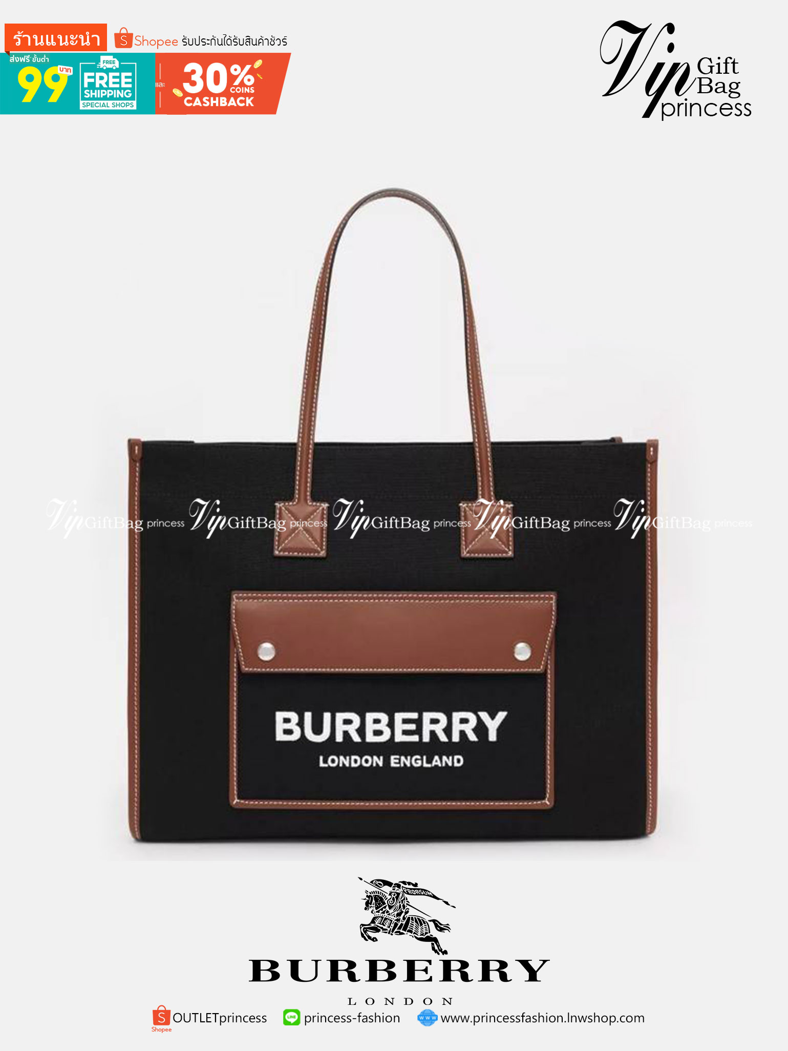 BURBERRY FRAGRANCES LARGE TOTE BAG วัสดุ Canvas & Leather ทรงเหลี่ยมมาในสี TwoTone ดีไซน์สวยอยู่ทรงสไตล์ Casual ด้านหน้ามีช่องใส่ของ ภายในโล่งกว้างและจุสุดๆสามารถใส่เอกสารA4 หนังสือ ของใช้ได้เยอะ น้ำหนักเบา อะไหล่แบรนด์สีทองหรู หูหิ้วหนังสะพายไหล่ได้ พร้อ