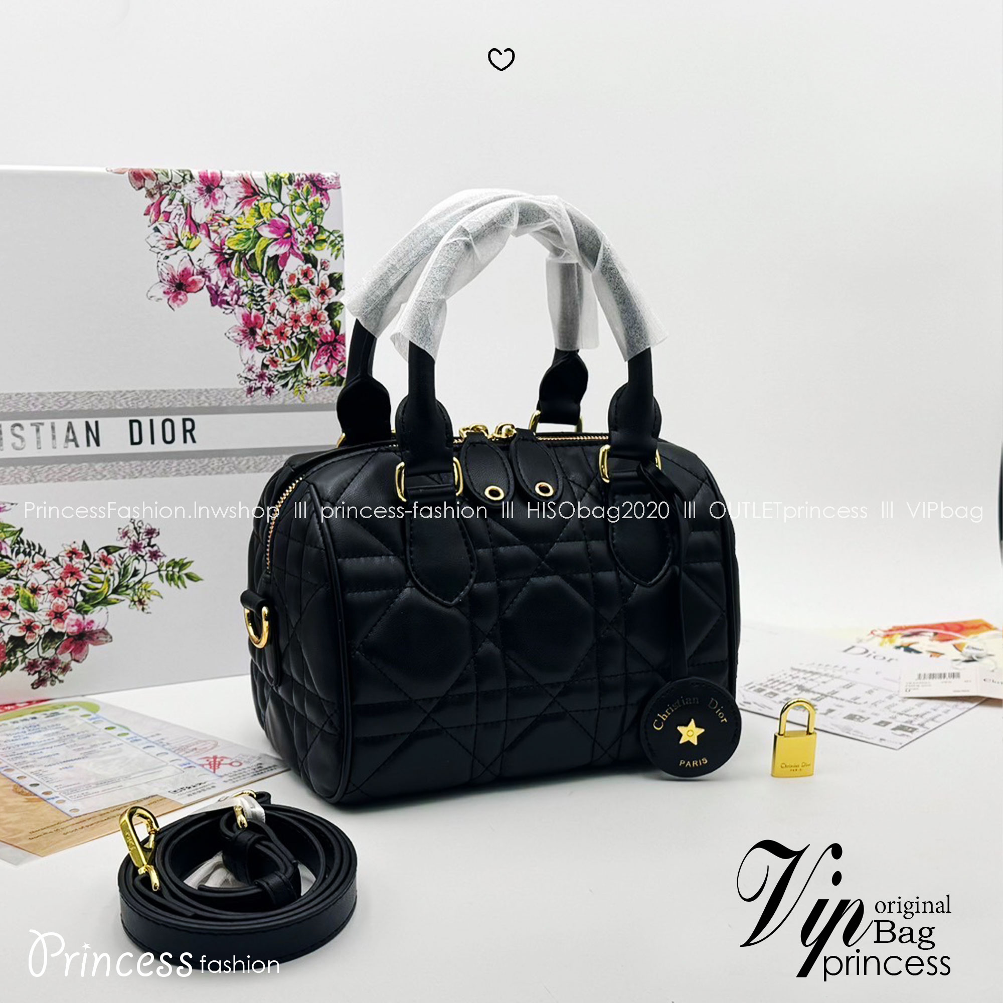 DIOR Groove 20 Bag กระเป๋าสะพายทรงบอสตันสุดคลาสสิค ดูดีและมีเทส รูปทรงหมอนยอดฮิต สวยหรูทันสมัย