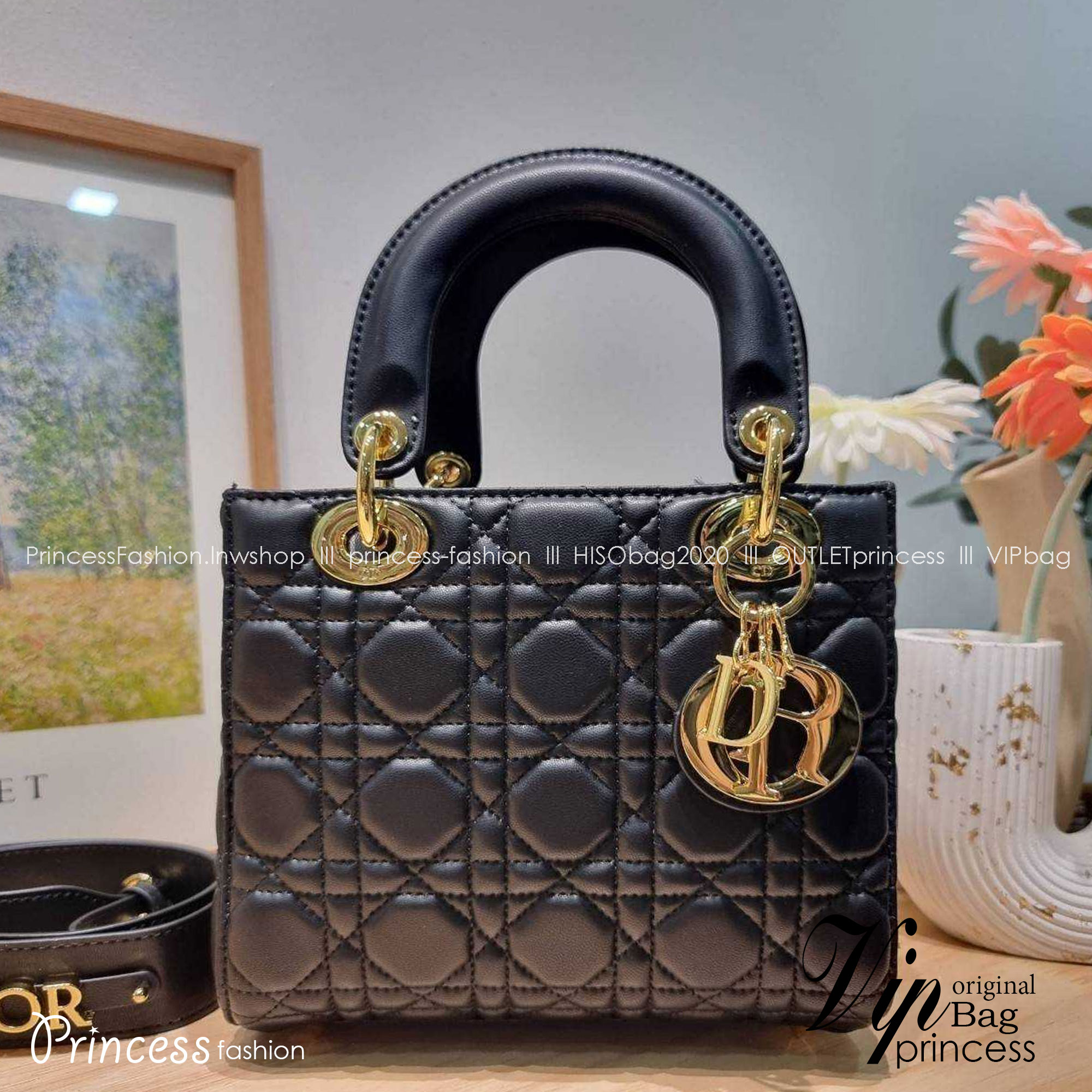 Small Lady Dior Bag / CD LADY BAG กระเป๋าสะพายข้างสุดฮอต เรียบหรู ทรงกล่องคลาสสิค เกรดออริ 1:1 ใช้งานต่างประเทศได้