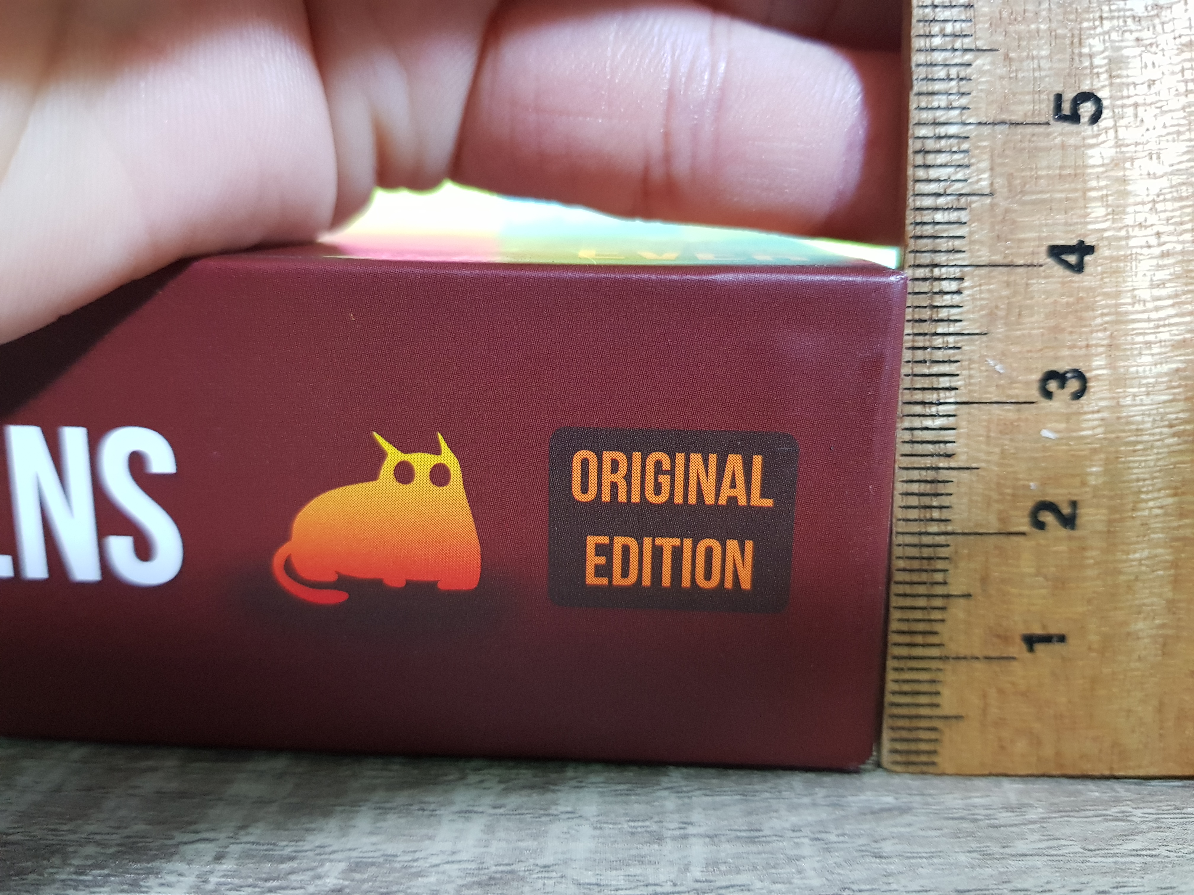 การ์ดเกมแมวระเบิดกล่องแดง (Exploding kittens original edition)