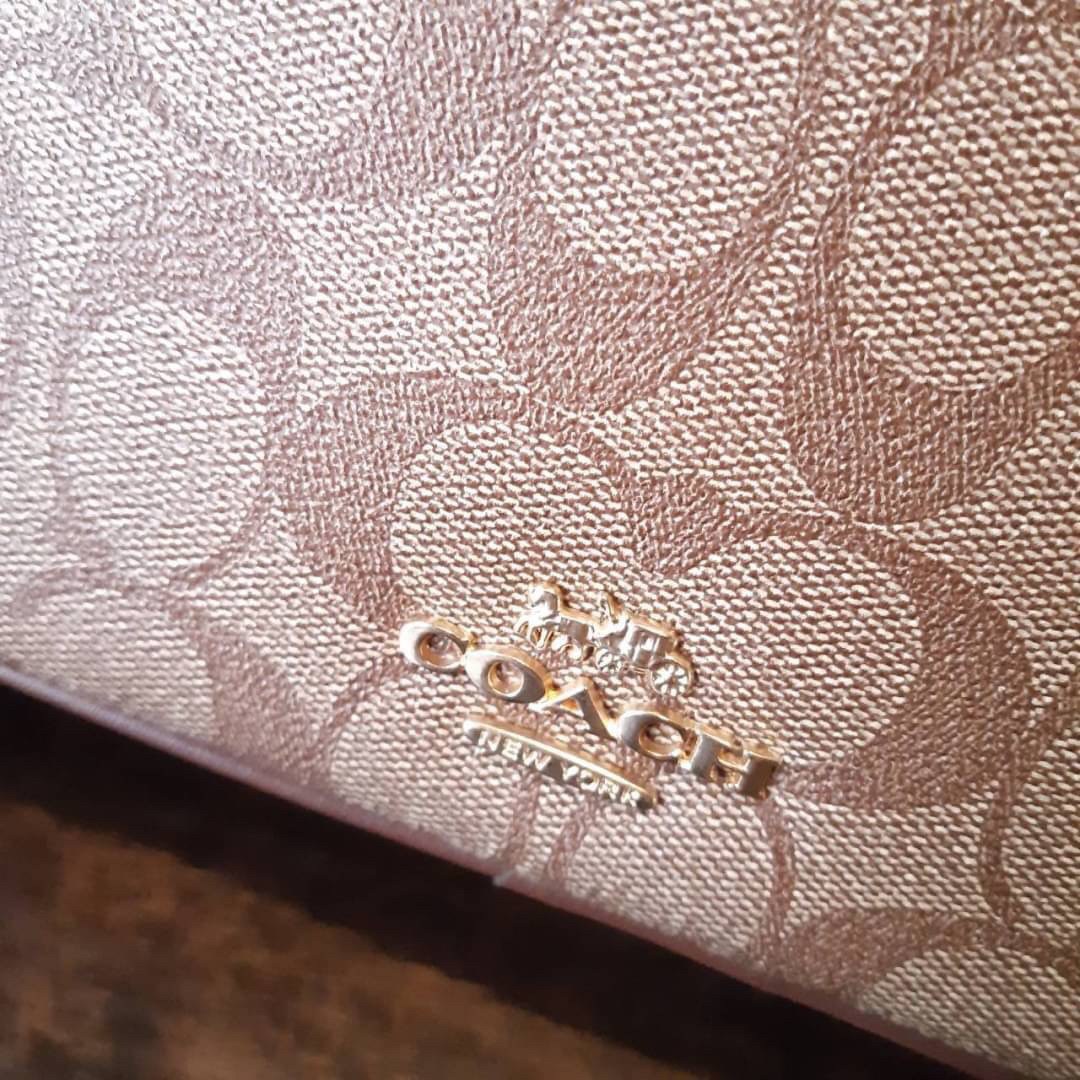 COACH F68168 JES CROSSBODY IN SIGNATURE CANVAS รุ่นยอดฮิต!! กระเป๋าสะพายข้าง รุ่น 2 ซิป ใบใหญ่จุใจ สีคลาสสิคขายดี!!