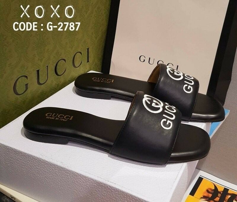 Gucci แตะสวม พื้นฟองน้ำนุ่มมาก สายคาดด้านบนรองซับกำมะหยี พร้อมโลโก้แบรนด์งานปัก ใส่สบาย น้ำหนักเบา แมส์ชุดง่าย