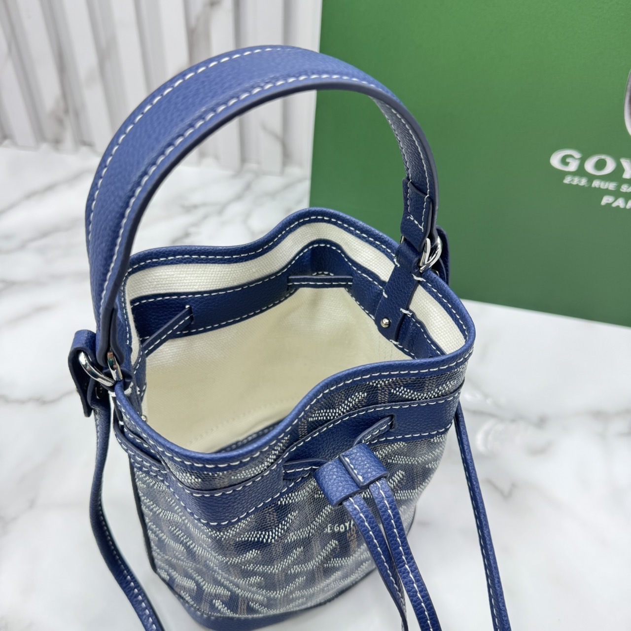 RI หนังแท้ | Goyard Petit Flot Mini bucket bag กระเป๋าสะพายทรงบัคเก็ต ไซส์มินิ ดูผู้ดีในตัว วัสดุหนังแคนวาสพิมพ์ลายสวยคม