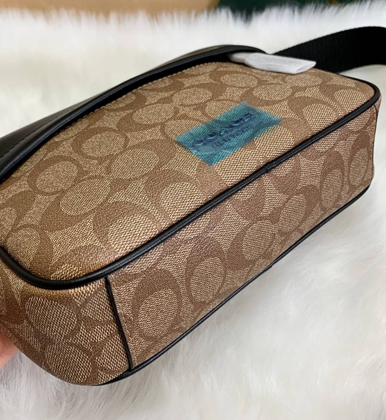 ของแท้ 💯% COACH GRAHAM CROSSBODY IN SIGNATURE ((50715)) พร้อมส่งค่ะ! กระเป๋าสะพายครอสบอดี้ร์ หนังแท้อย่างดี นิ่มมือค่ะ