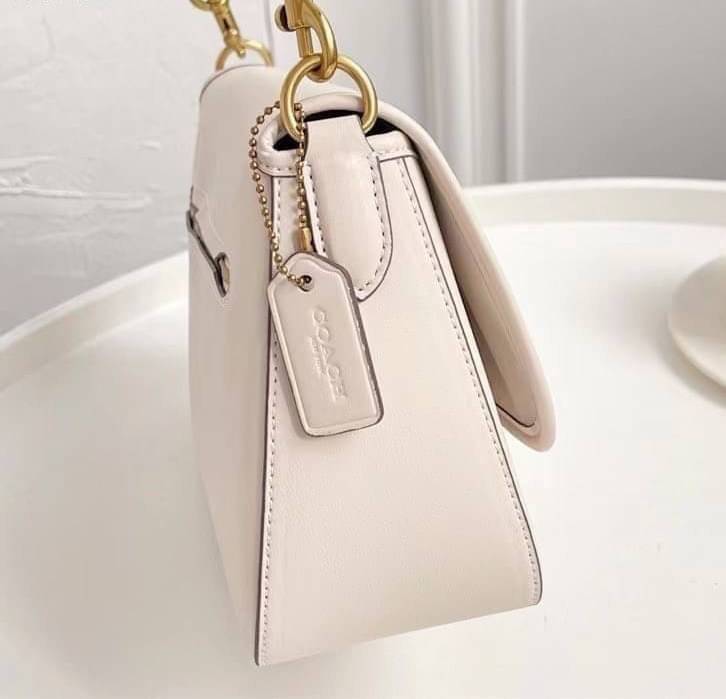 Coach Soft Tabby Shoulder Bag 5 สี กระเป๋าสะพายข้างหนังสวย พร้อมส่งที่ไทยราคาสุดคุ้มห้ามพลาดค่ะ!