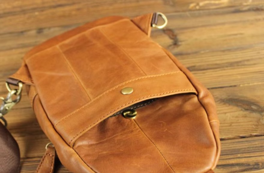 กระเป๋าคาดอกผู้ชาย กระเป๋าคาดหน้า คาดหลัง หนังวัวแท้ ทรงยอดนิยม กระเป๋าสะพายเที่ยว แบบเท่ ๆ 753295