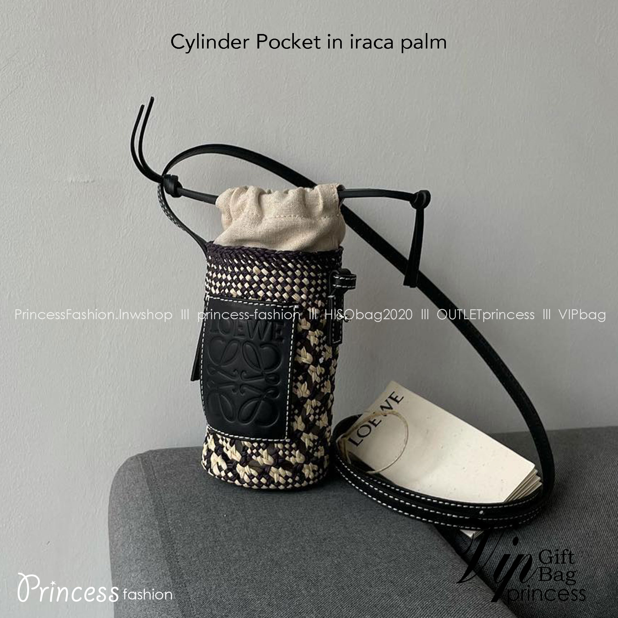 LOEWE Cylinder Pocket in iraca palm and calfskin กระเป๋าสาน สไตล์มินิมอล ไซส์มินิตะมุตะมิ น่ารักไม่ไหว แล้วคือดีต่อใจ แมทช์ง่ายใช้ได้กับทุกลุคค่ะบอกเลย