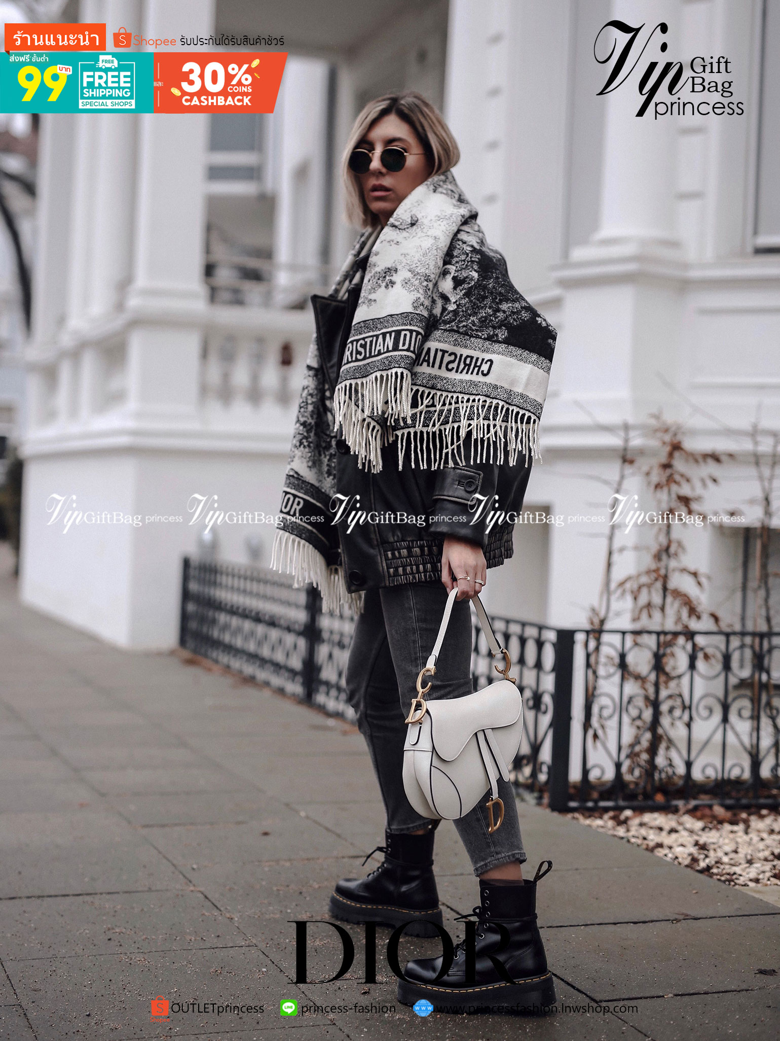 หนังแท้ DIOR SADDLE BAG with strap กระเป๋ารุ่นยอดนิยมตามแบบฉบับแบรนด์ งานออริหนังแท้ทั้งใบ ใช้งานได้ 2 แบบ สะพายยาว CROSSBODY และสายสั้นถือได้เก๋ๆ ลุคนี้คูลสุดๆ เลยค่าา ภาพถ่ายจากสินค้าจริง! สวยมาก พร้อมส่งที่ไทยราคาสุดคุ้ม สาวๆ ห้ามพลาดค่ะ!