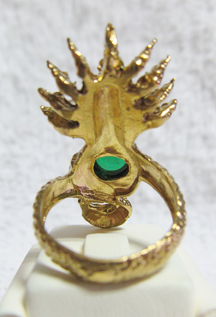 สินค้าหมดค่ะ แหวนพญานาค9เศียรประดับพลอยมณีใต้น้ำ(เพชรพญานาค)สีเขียวเนื้อทองเหลือง(ทุกราศี) เสริมอำนาจ คุ้มครองค่ะ