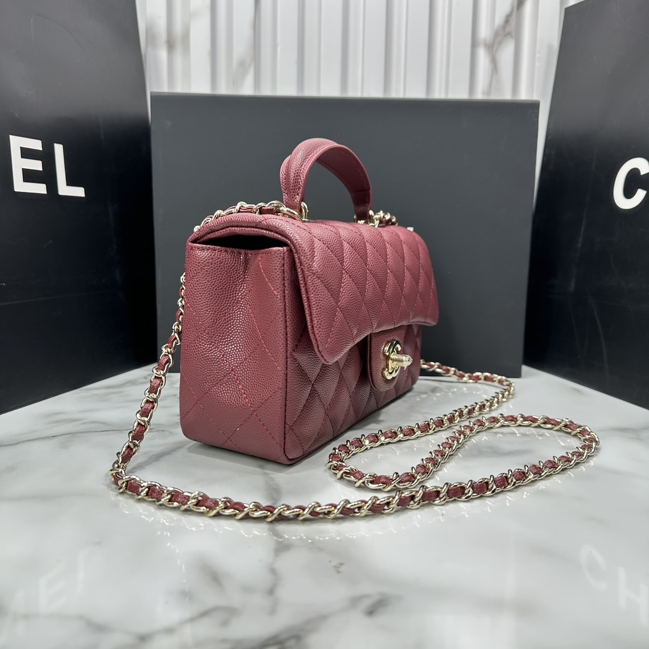 ORI หนังแท้ | CHANEL Classic Flap Bag TopHandle 20cm กระเป๋าสะพายคคลาสสิกพร้อมหูจับ หรูหราระดับตำนาน สวยงามเหนือกาลเวลา