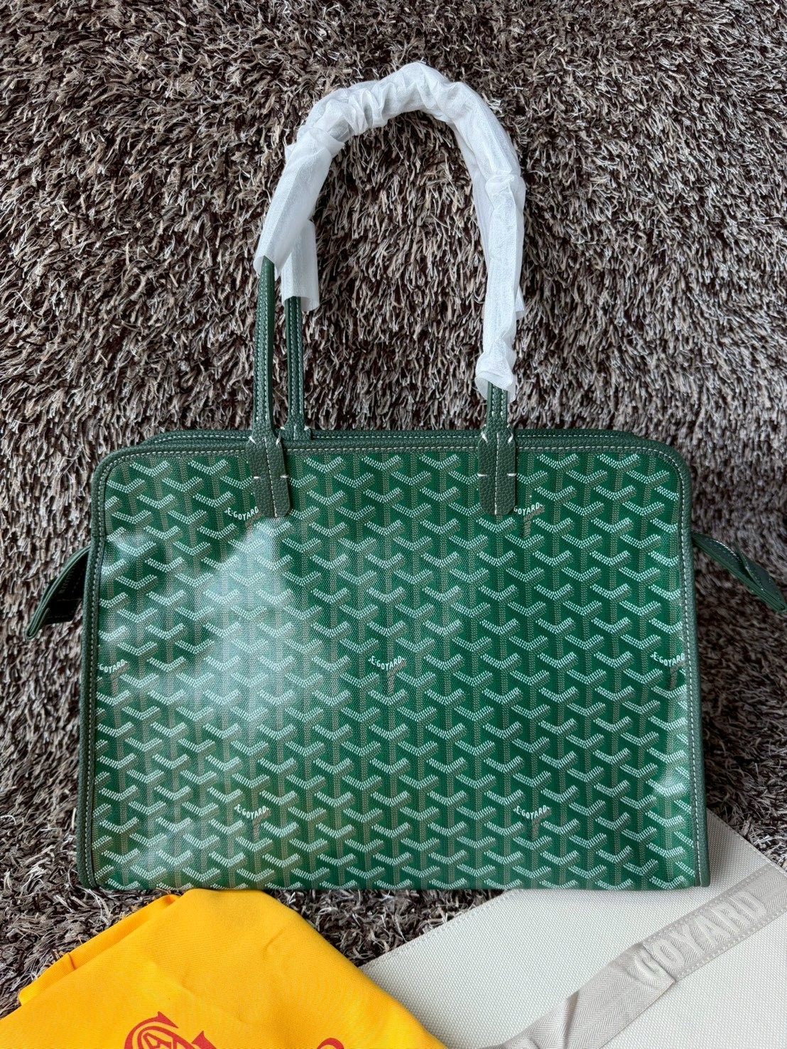 Goyard Hardy PM Tote Bag กระเป๋าสะพายทรงโท้ท ทรงเหลี่ยมใบใหญ่ ภายในโล่งกว้างมาก จุของได้ครบ