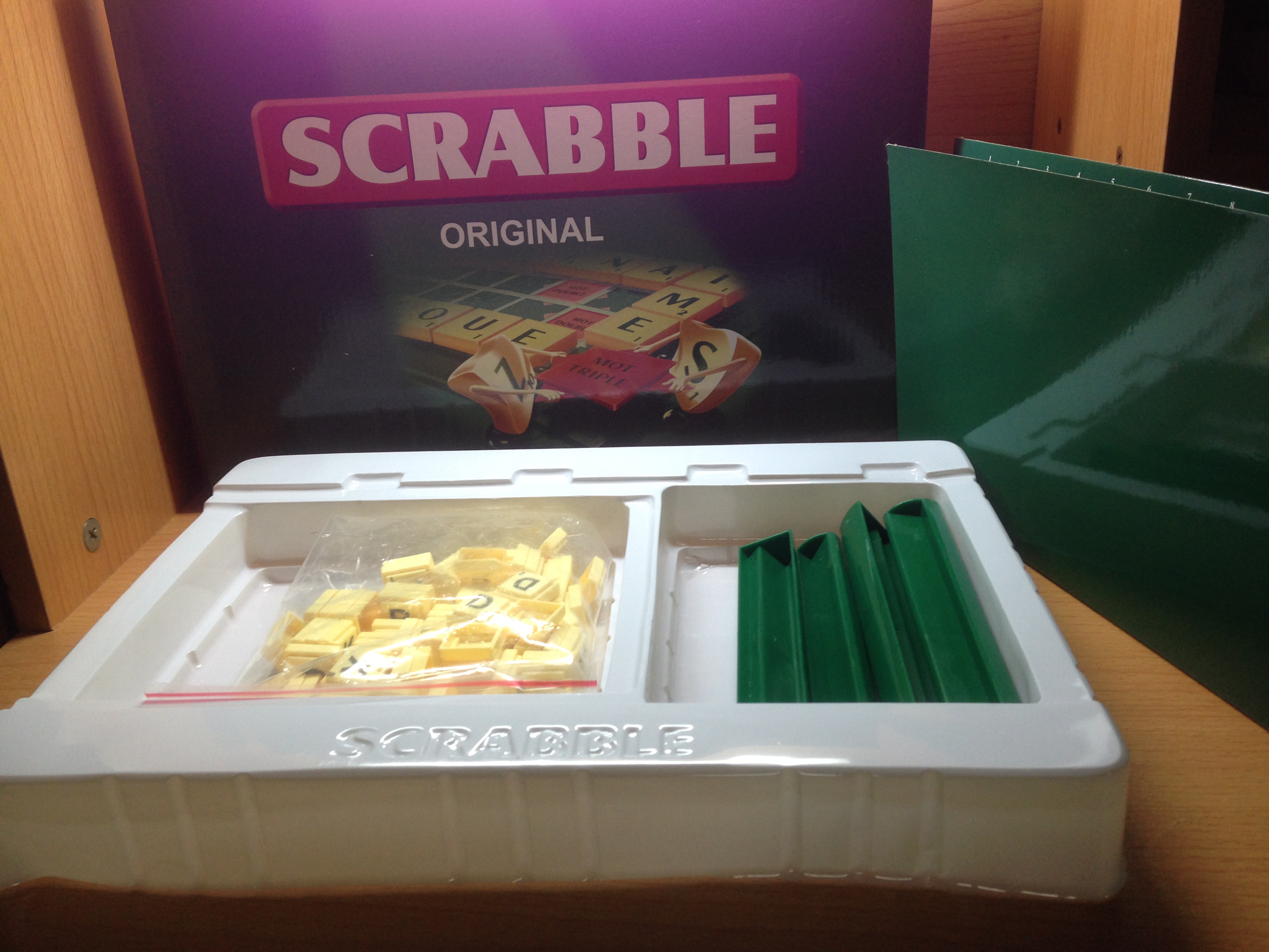 สแครบเบิ้ลเกมต่อคำศัพท์ภาษาอังกฤษไซส์ใหญ่ (Scrable)