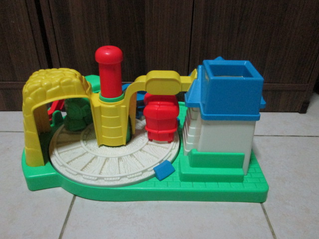Playskool Train with Weeble Vintage ของเล่นเสริมพัฒนาการสำหรับเด็กมือสอง