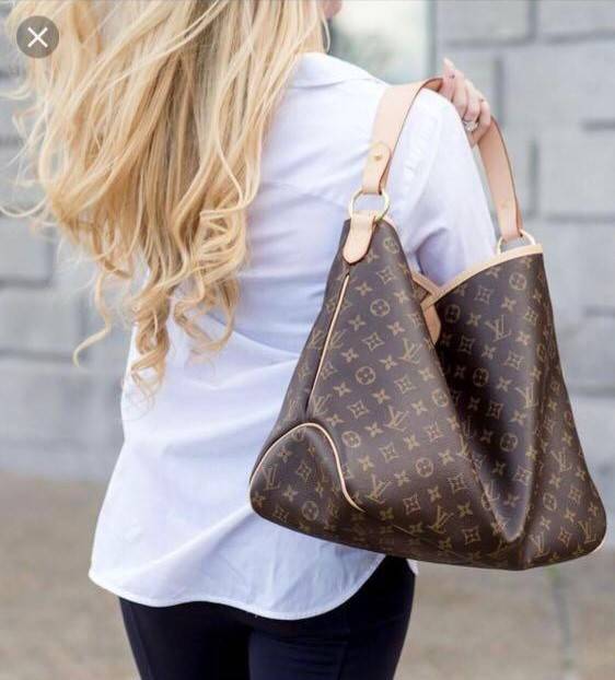 LV delightful bag / LV CARRYALL Monogram Canvas / LV Shopping Bag กระเป๋าทรงโท้ทใบใหญ่ ขนาดจุได้แบบล้นๆ สมใจใครที่มองหากระเป๋าใบโปรด
