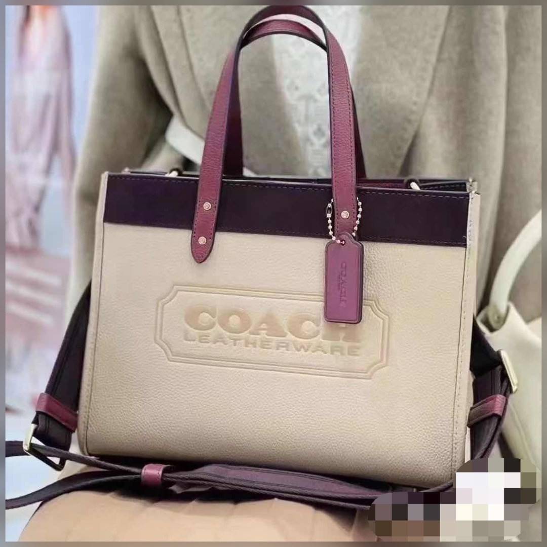 COACH FIELD TOTE IN COLORBLOCK WITH COACH BADGE ((C6035)) 📌พร้อมส่ง ยังไม่มีในไทยแน่นอนนจ้าา😘 กระเป๋าทรง Tote ที่สาวๆต้องมีติดตัวสักใบ! รุ่นนี้ใช้หนังแท้อย่างดี หนังนิ่ม สวยมากๆค่ะ หลงรักแน่นอน