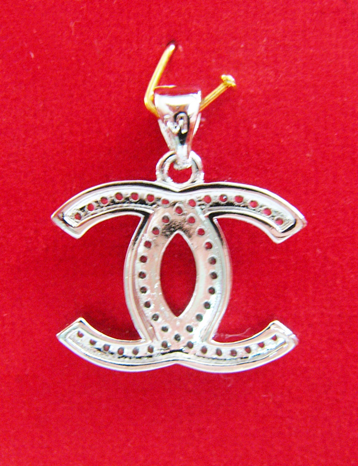 จี้ตัวซีไขว้ประดับเพชรCZ แบบ4ค่ะ