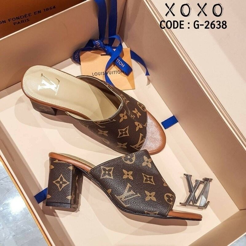 Louis Vuitton LV Shoes รองเท้างานสวม เรียบหรู งานไฮมากคะ งานแต่งโชว์หลายหลังแบรนด์ สวมใส่ง่าย แมทส์ชุดง่าย ส้นแท่ง ยื่นเดิน ใส่สบาย ไม่เมื่อย
