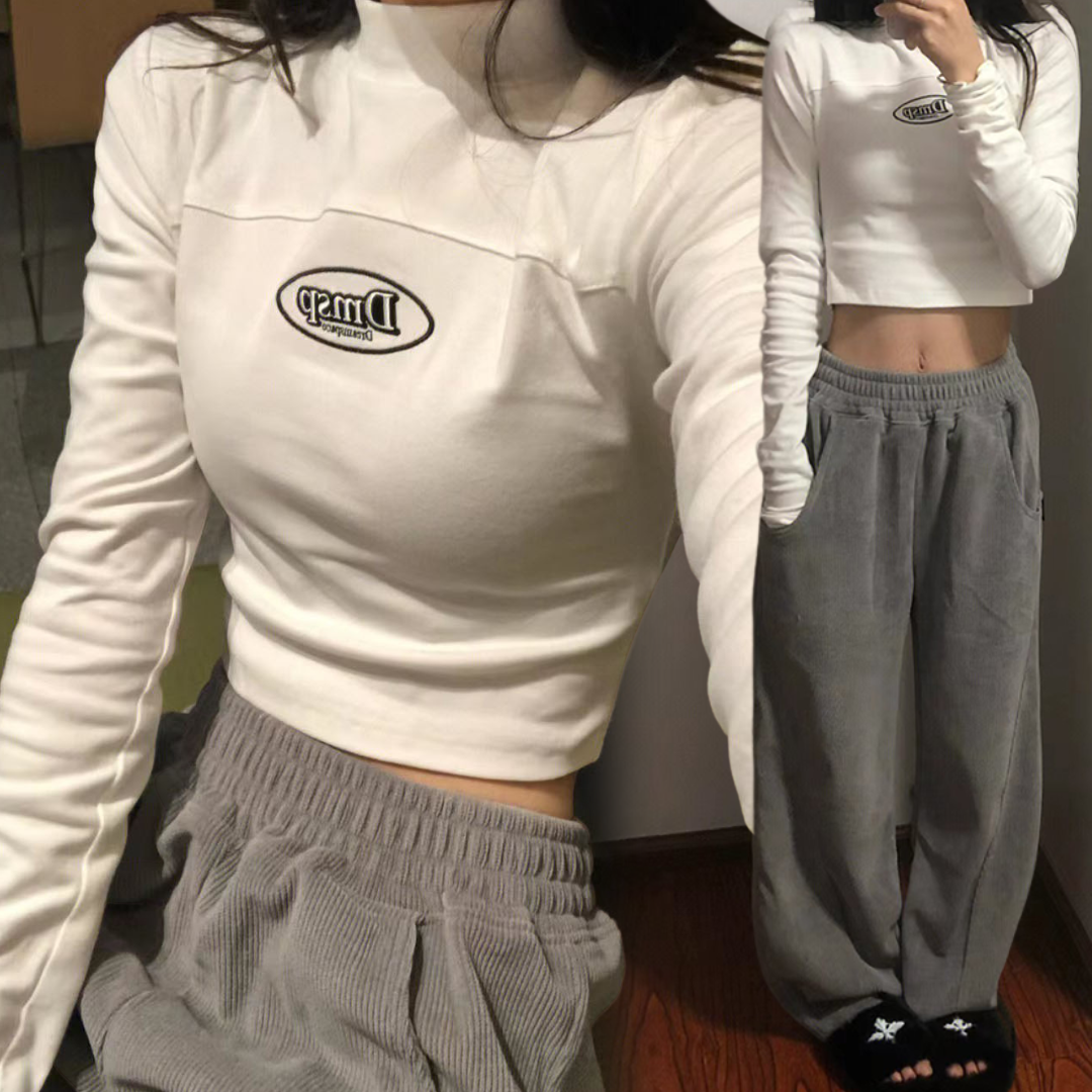 พร้อมส่ง 🍨🍞 White ice tops เสื้อครอปแขนยาวสีขาว (IN38340)