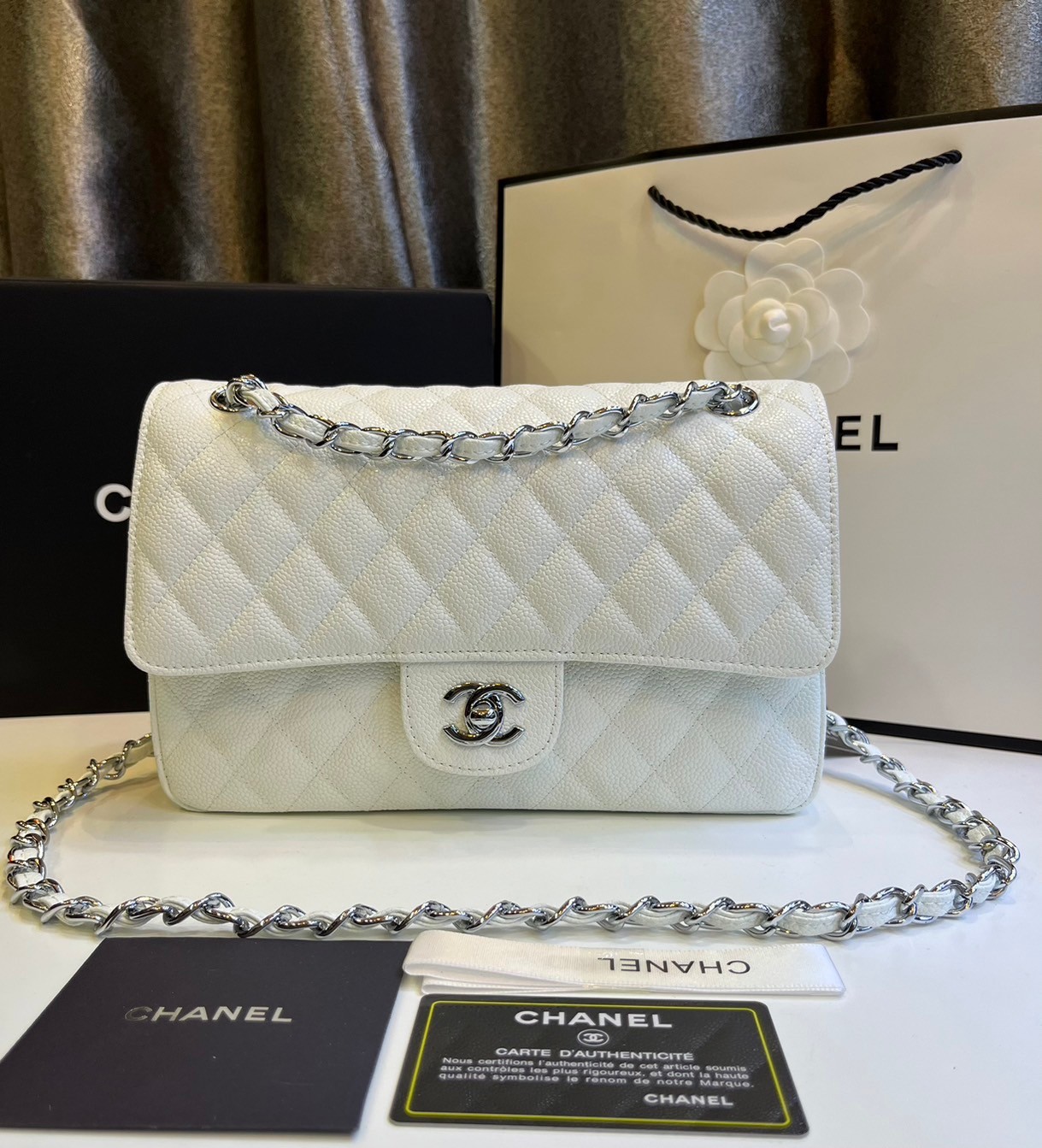 พร้อมส่งโทนพาสเทล CHANEL Classic in Pastel 25cm กระเป๋าสะพายรุ่นยอดนิยมเรียบหรู เกรดออริ 1:1 ใช้งานต่างประเทศได้ ภาพถ่ายจากงานขายจริง