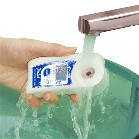 เครื่องวัดความหวานผลไม้ เครื่องดื่ม ยี่ห้อ Atago ระบบดิจิตอล ช่วงค่าการวัดบริกซ์ 0-53% Brix รุ่น PAL-1