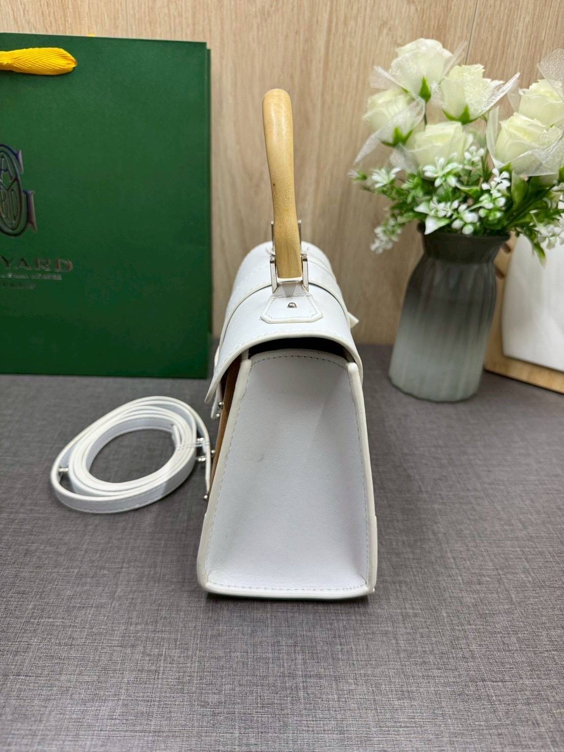 10 สี ORI หนังแท้ | GOYARD Saïgon Souple Mini Bag 20cm กระเป๋าถือ/สะพายดีไซน์หูจับไม้เป็นเอกลักษณ์ที่สวยหรูหราสง่างาม