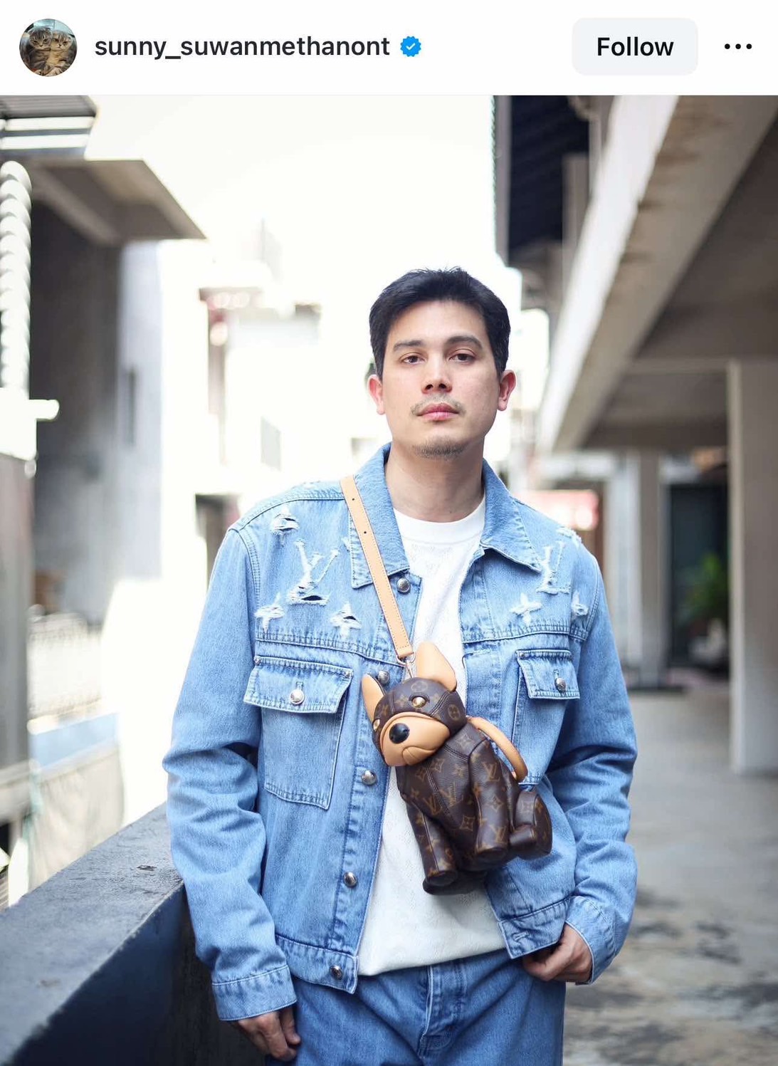 LV Pooch bag กระเป๋าสะพายรูปทรงน้องหมา Pooch 3D แสนน่ารัก งานหนังแท้ แคนวาสแท้พิมพ์ลายคมชัด มาพร้อมป้ายแท็กห้อย LV Lovers คอลใหม่มีมาให้สวยได้ตลอด!! สาวก dogs lover ต้องไม่พลาดเลย