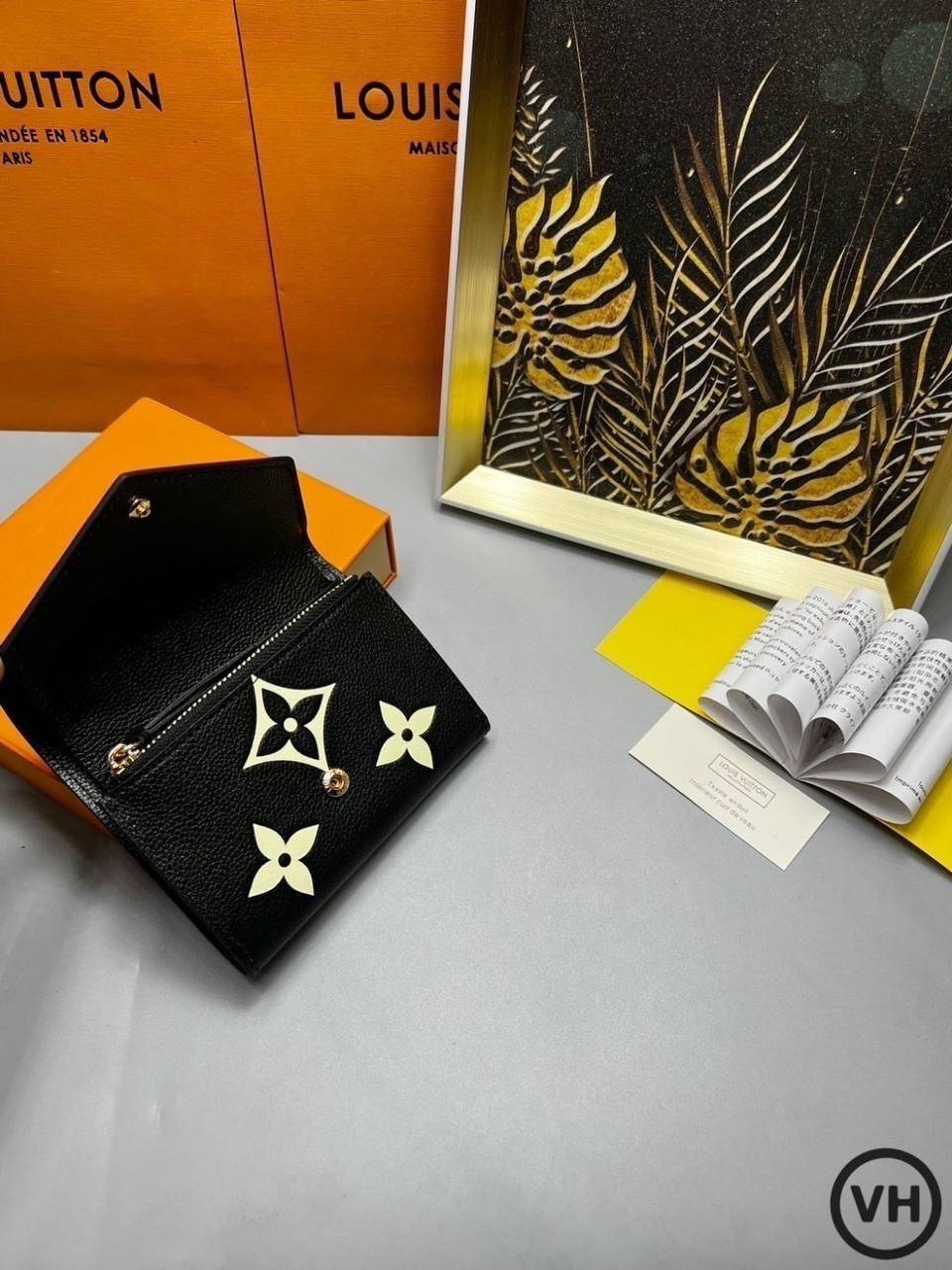 ORI หนังแท้ | LV Victorine Monogram Empreinte Wallet / LV Short Wallet กระเป๋าสตางค์ใบเล็กแบบซองจดหมาย กระเป๋าสตางค์ผู้หญิง 🤍 เกรดออริจินอล