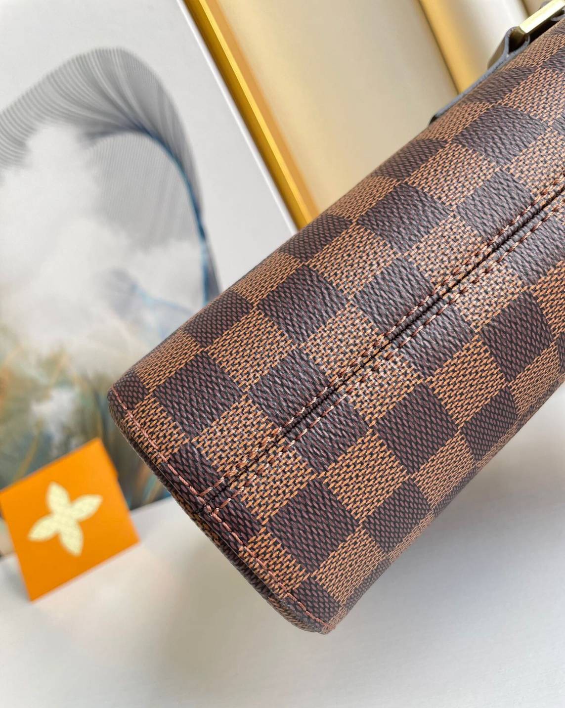 หนังแท้ LOUIS VUITTON Damier Canvas Vavin PM Bag / LV VAVIN 21 cm พร้อมส่งที่ไทย ภาพสินค้าถ่ายจากงานขายจริง เกรดออริจินอลหนังแท้ทั้งใบ ใช้งานต่างประเทศได้