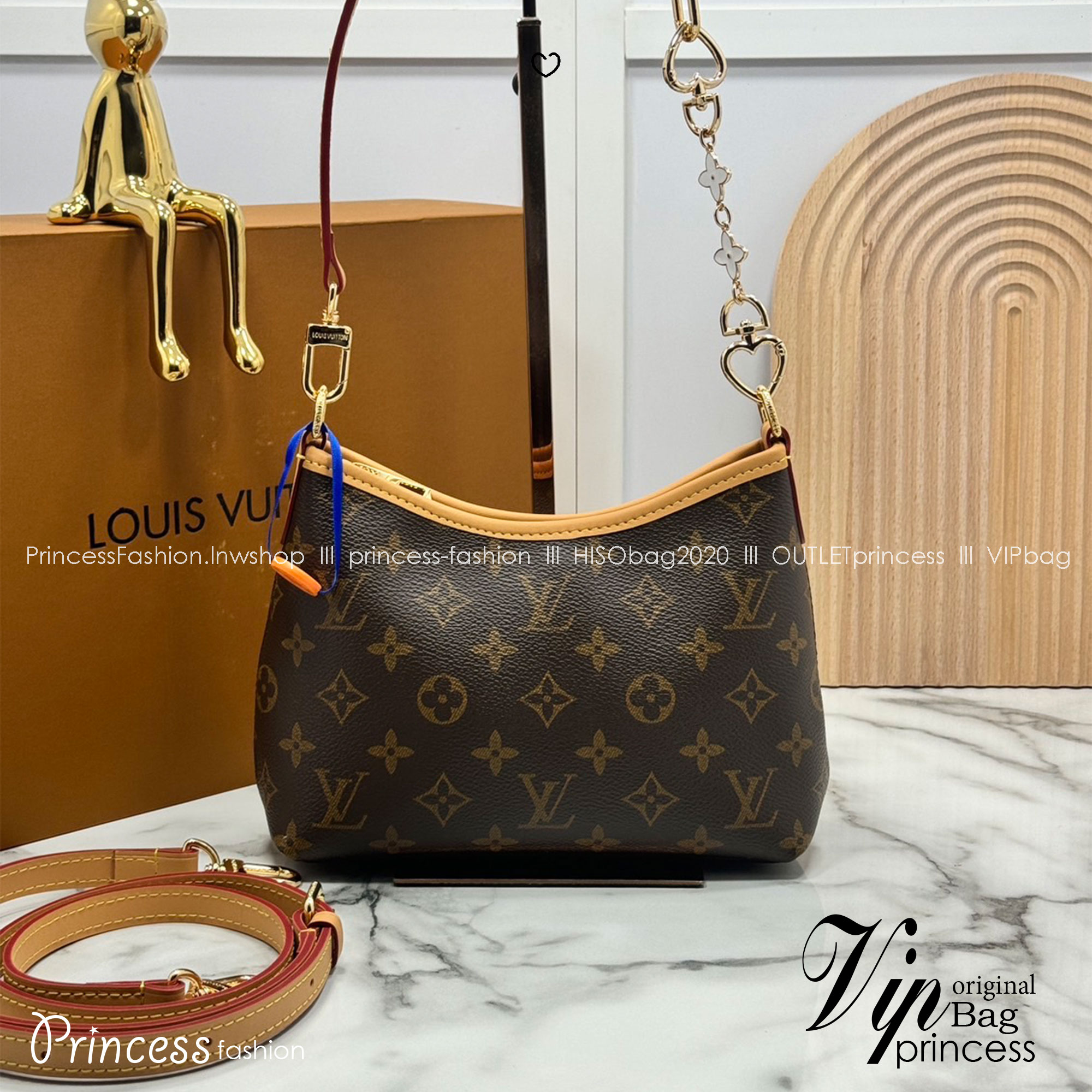 ORI หนังแท้ | LV Mini CarryAll Monogram canvas กระเป๋าสะพายไซ์เล็ก แครี่ออลรุ่นใหม่ มาพร้อมห่วงโซ่หัวใจห้อยสุดคิ้ว และสายสะพายแยกถอดได้ สวยหรูคลาสสิก
