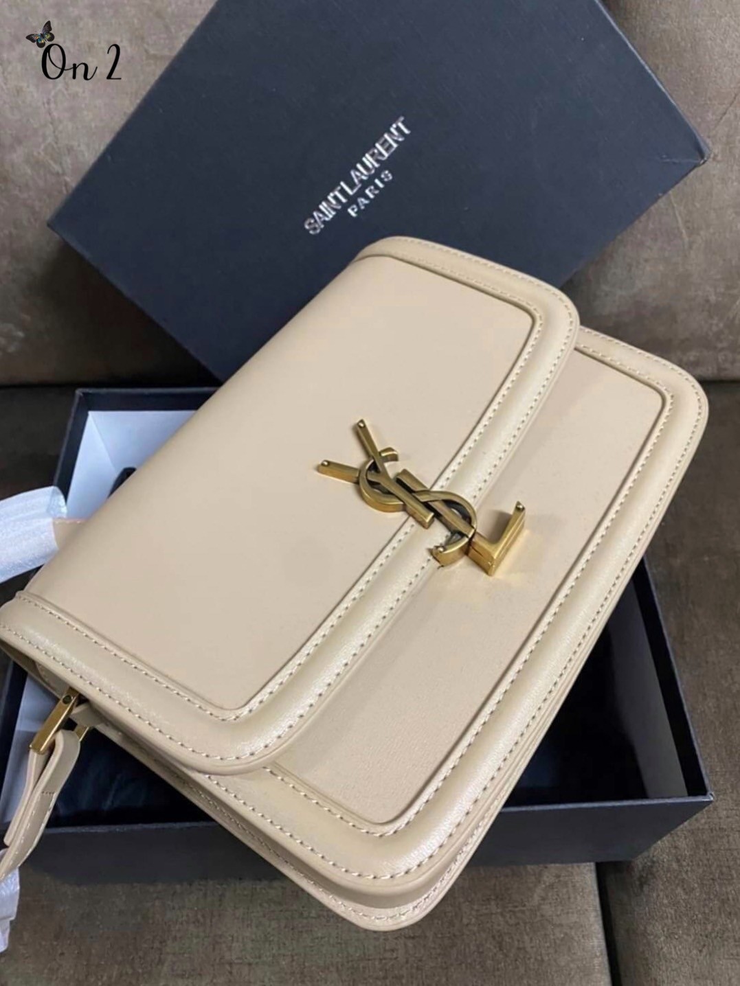 ไอเท็มขึ้นแท่น the best seller!! YSL SOLFERINO SATCHEL LEATHER / YSL crossbody bag กระเป๋าสะพายข้าง โลโก้โดดเด่น ดีเทลดูแพงด้วยตัวล็อค ใช้งานง่าย แน่นหนา งานหนังสวยเต็มใบ ภายในเป็นช่องโล่ง ใส่ของสำคัญได้เลยสบายๆ สายสะพายครอส ปรับใช้ได้ตามตัว ใบจริงสวยคม ร