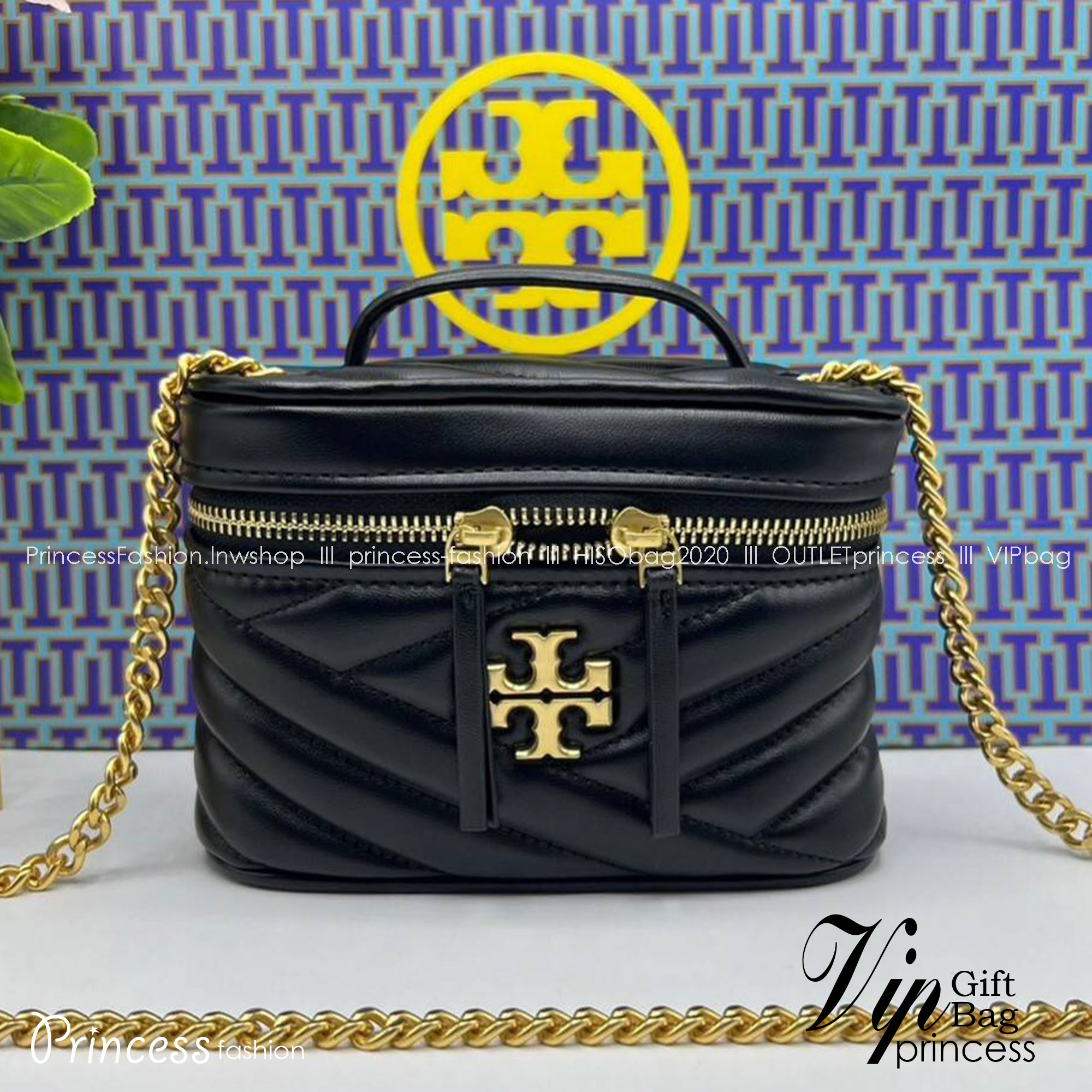 TORY BURCH Kira Chevron Mini Vanity Case Bag กระเป๋าถือ/สะพาย ใส่เครื่องสำอางค์ ใส่ของใช้จำเป็นได้ ทรงกล่องสวย ที่สามารถใช้เป็น everyday bag สะพายได้ทุกวัน