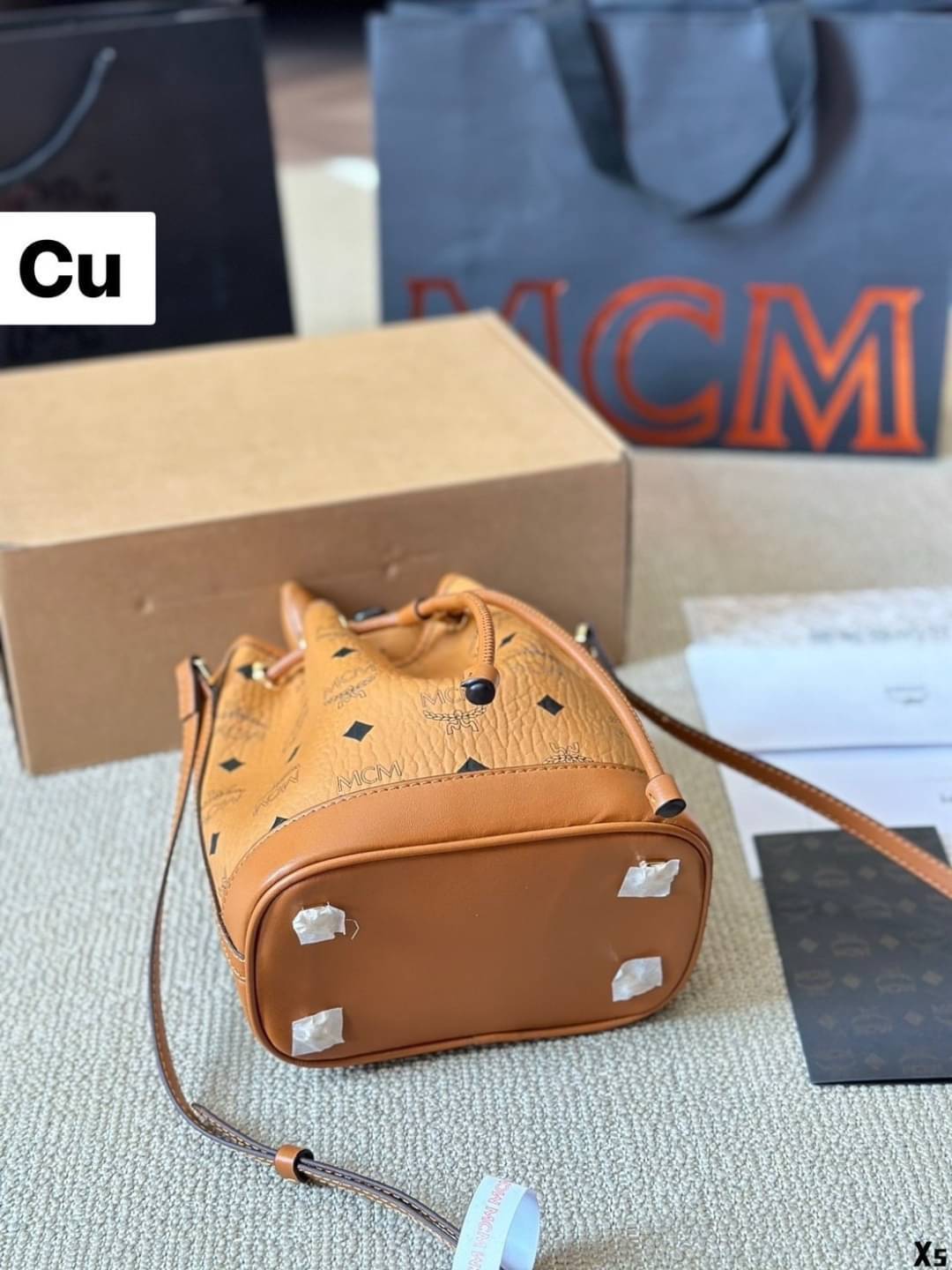 ORI | M.C.M Zoo Rabbit Visetos Cognac Brown กระเป๋ารูดทรงขนมจีบพร้อมตุ๊กตากระต่าย คอลเลคชั่นซูมาใหม่