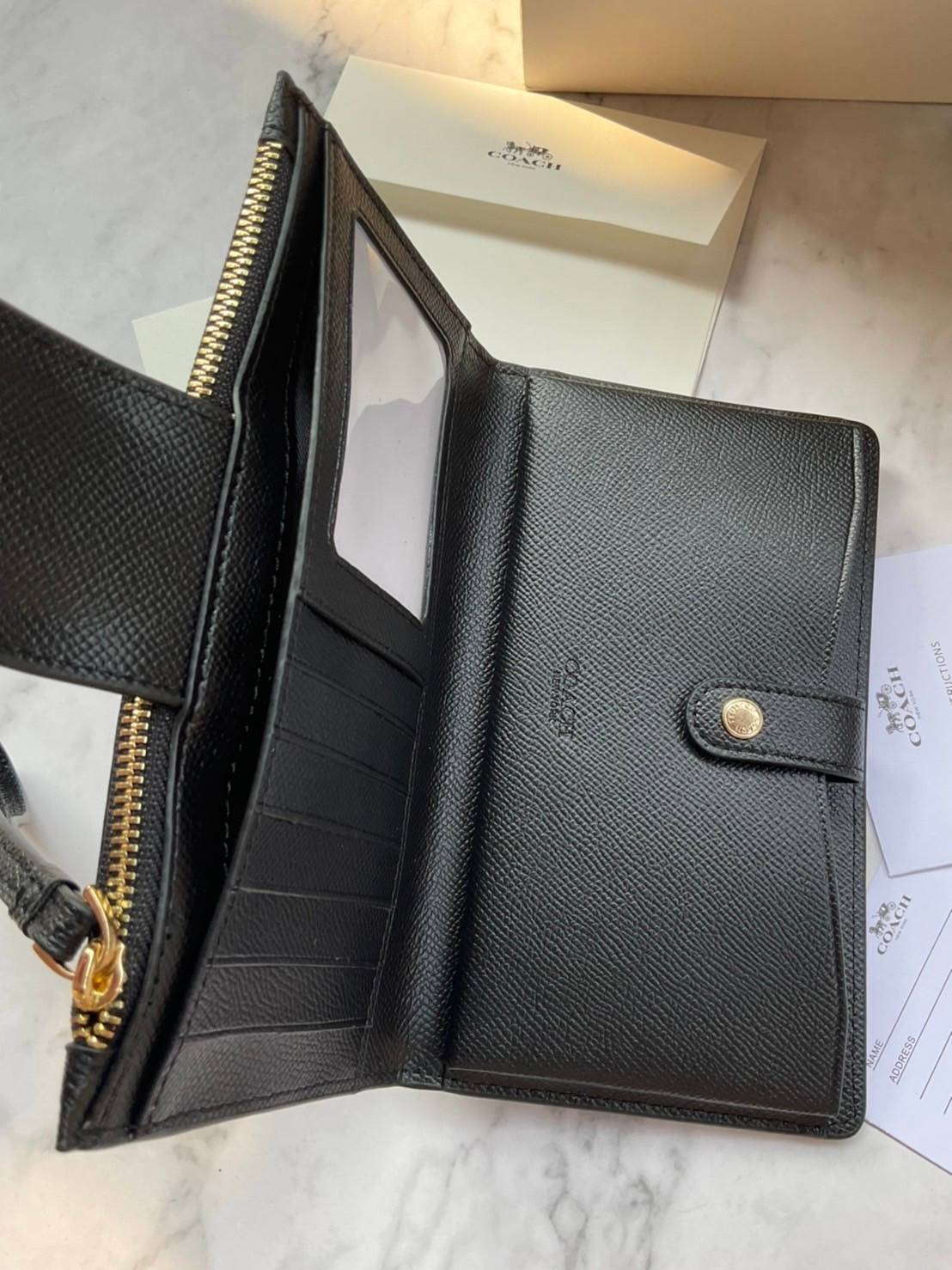 COACH TECH WALLET (COACH C2869) New Coach กระเป๋าสตางค์ใบยาวรุ่นใหม่ ใส่โทรศัพท์ได้ด้วยน๊า!! คอลเลคชั่นสวยหรู