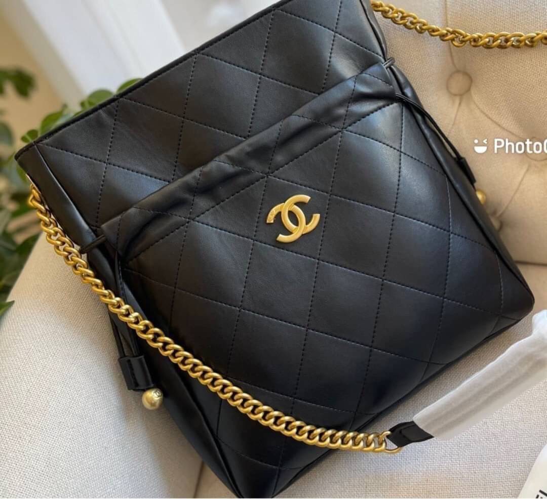 VIP 】CHANEL BUCKET BAG Calfskin & Gold-Tone Black พร้อมส่งที่ไทย