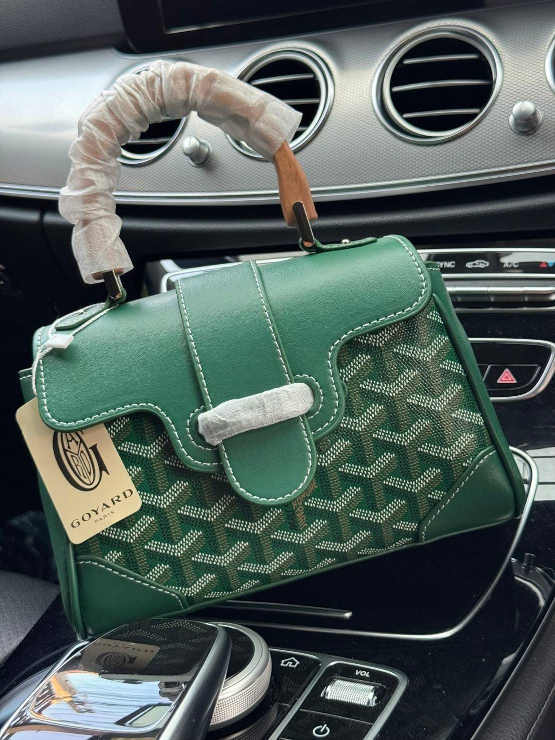 พร้อมส่ง 6 สี Goyard Saigon Souple Mini Bag / Saïgon Bag กระเป๋าถือ/สะพาย เกรดออริ สลับแท้ 1:1 ใช้ต่างประเทศได้