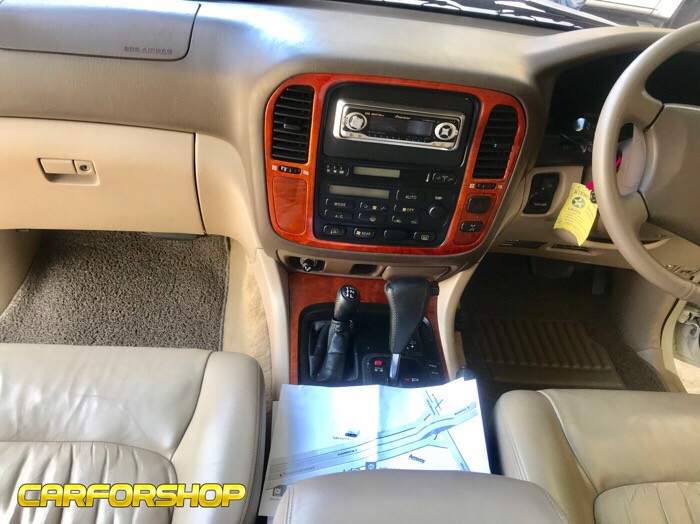 พรมไวนิลดักฝุ่น LAND CRUISER CYGNUS
