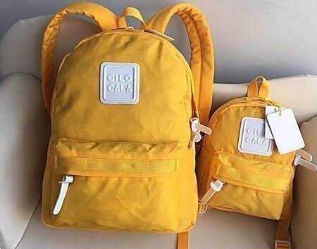 Cilocala backpack Size S กระเป๋าแบ็คแพ็คสีหวานที่ฮิตกันอย่างมากในหมู่วัยรุ่นญี่ปุ่นและฮ่องกง ด้วยสีหวานๆ โทนพาสเทล ดีไซน์น่ารัก ทันสมัย สำหรับสาวๆ ที่ชอบเก็บของกระจุกกระจิก เพราะมีช่องด้านในเป็นแยกเป็นสัดส่วน จะสะพายไปเรียนหรือแบ็คแพ็คไปเที่ยวได้หมดเลยค่า