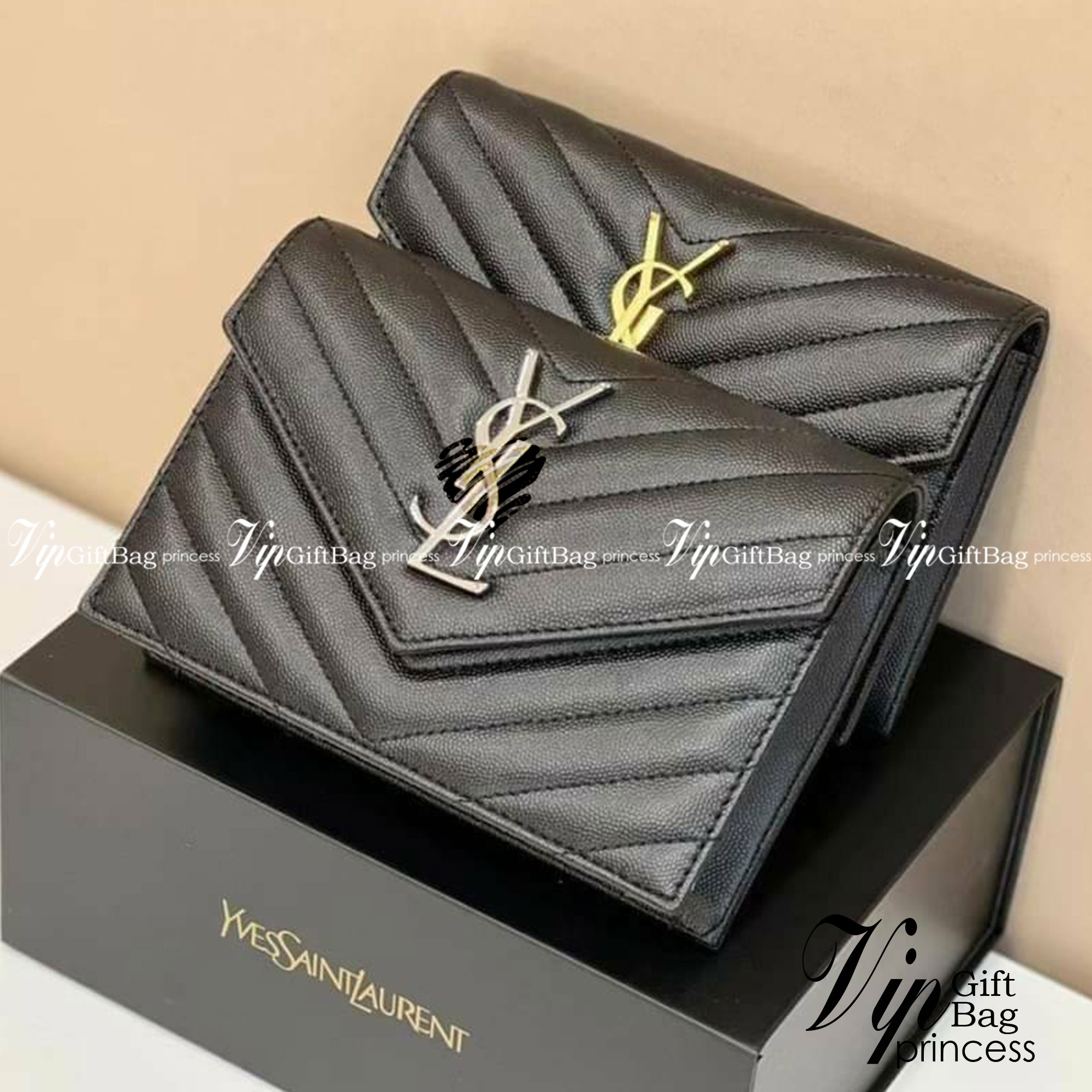 VIP 🥂 YSL WOC 8" YVES Saint Laurent Chain Wallet Envelope Woc Monogram Black Leather Cross Body Bag กระเป๋าเงิน wallet on chain ที่มาพร้อมสายสะพายแบบโซ่ ขนาด 8” งานหนังสวยติดโลโก้ YSL มีทั้งอะไหล่เงิน ทอง และดำ ด้านในมีช่องซิป และช่องใส่การ์ด