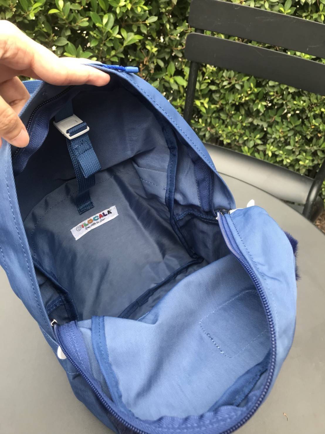 มาแล้ววว แบรนน้องใหม่ CILO CALA กระเป๋าเป้ที่ตอนนี้ฮิตในกลุ่มสาววัยรุ่นที่ญี่ปุ่น และนี้เป็นรุ่นลิมิตเตด CILOCALA FUR BACKPACK สะดุดตาตรงที่มีขนเฟอร์นุ่มนิ่ม อยู่ตรงช่องกระเป๋าซิปด้านหน้า ทำให้ใบนี้ดูน่ารัก หวาน ฟรุ้งฟริ้งขึ้น