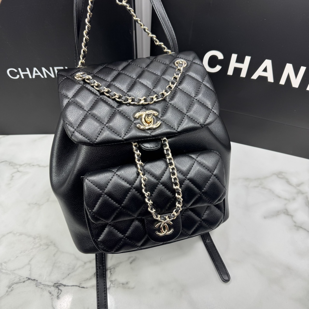 ORI หนังแท้ | Chanel Duma Backpack กระเป๋าเป้ไซส์มินิ น่ารักน่าใช้สุดๆ ไอเท็มยอดฮิต รูปทรงทันสมัย ดีเทลความสวยมากมาย