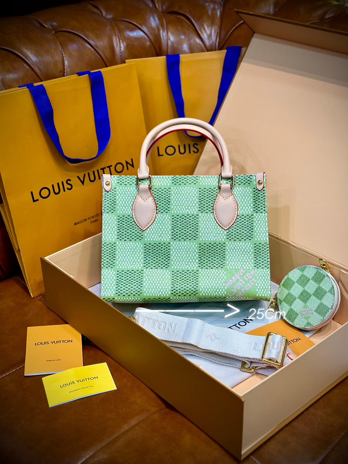 LV Onthego Bandoulière / LV Tote Bag กระเป๋าทรงโท้ทลายใหม่ สวยงามหรูหรา โดดเด่นสะดุดตา จุของได้เยอะ เกรดออริ เทียบแท้ 1:1