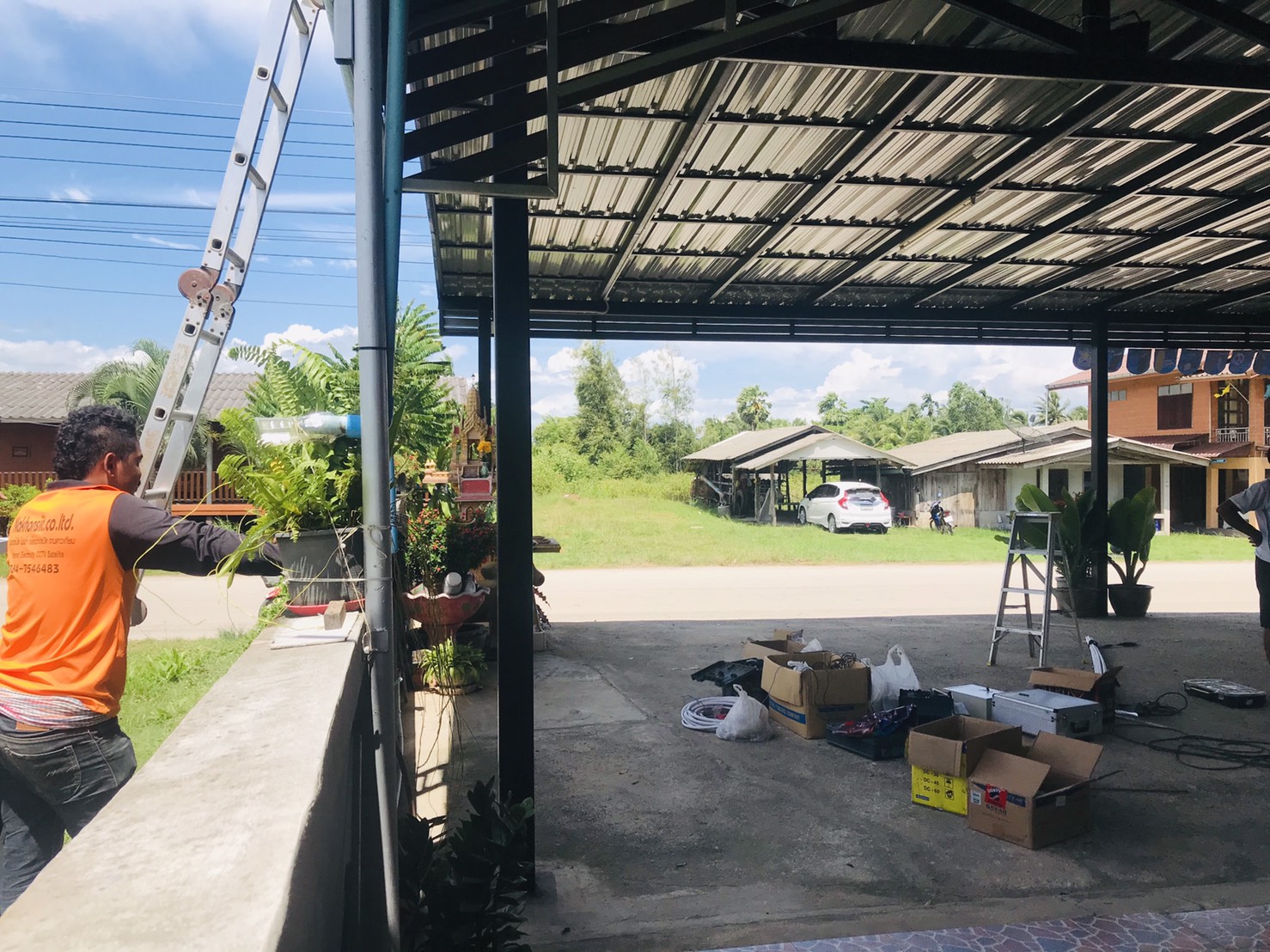 อินเวอร์เตอร์ ออนกริด SOFAR 3.3Kw รุ่น 3300TL-G3 + Wifi + กันย้อน PEA/MEA (ประกัน 5 ปี)