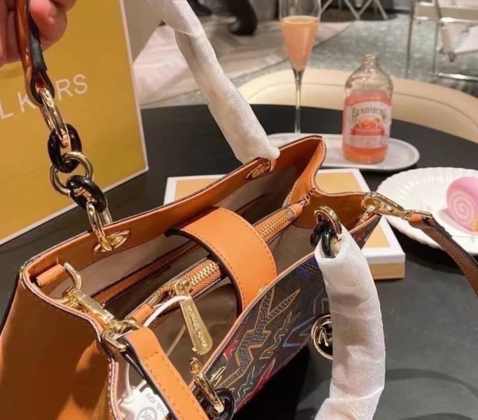 MICHAEL KORS Factory outlet MINI CROSSBODY LEATHER