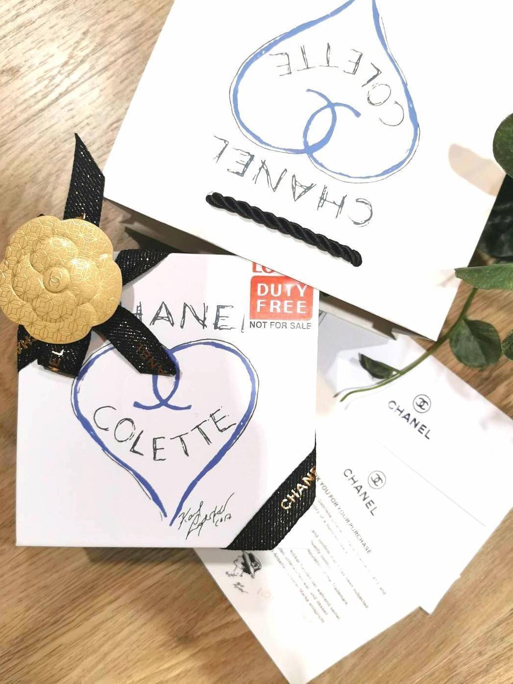 VIP 】✨พร้อมส่งความสวย✨Rare items ห้ามพลาด! แพ็คสุดคุ้มX3! CHANEL EARRING & BROOCH SET VIP GIFT WITH PURCHASE THE ORIGINAL PACKAGE (GWP) ชุดกิ๊ฟเซทของกำนัลสุดเลอค่าจากการแลกคะแนนสะสมสำหรับลูกค้าสมาชิก VIP CHANEL DUTYFREE ไอเท็มหายากชวนสะสมมาเ