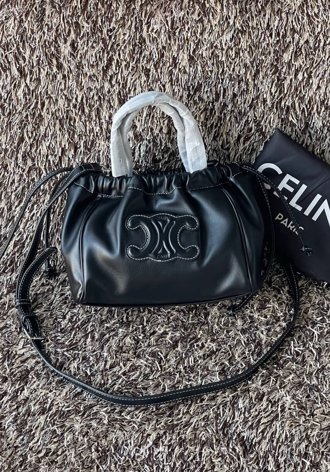 Celine Small Cabas Drawstring Cuir Triompe in smooth กระเป๋าขนาดกำลังดี ดีไซน์คลาสสิก 🧡 เกรดออริจินอล 1:1 สลับแท้ ใช้งานต่างประเทศได้